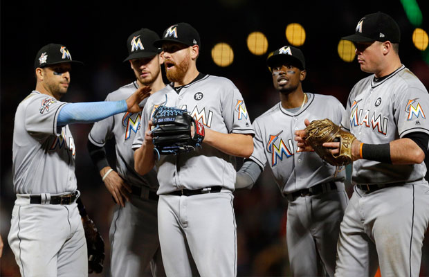 Marlins de Miami festejarán trigésimo aniversario con uniformes retro