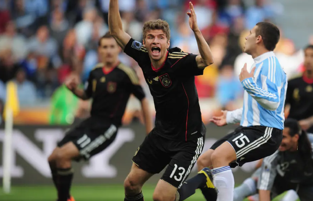 Miniatura de vídeo publicado por www.plus.fifa.com