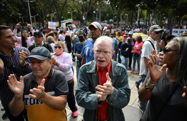 Docentes jubilados en Guárico denuncian irregularidades en pagos | Televen