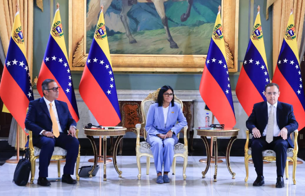 Venezuela y General Electric suscriben acuerdo para impulsar la recuperación del servicio eléctrico