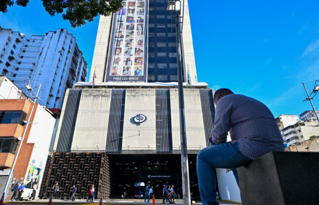 Ministerio Público ordenó eliminar fotos de detenidos en sus redes sociales