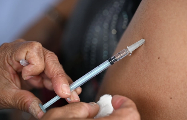 Gobierno Nacional amplió a 10 estados plan de inmunización contra fiebre amarilla