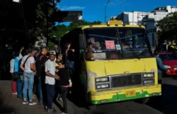 Postergan aumento de pasaje por la tragedia sísmica