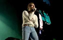 Post Malone, Tom Cruise y Robbie Williams participarán en ceremonia de clausura del Mundial 2026