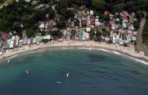 Reportan cambio geográfico en lecho marino de Chichiriviche tras sismos
