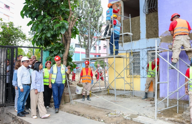 Gobierno Nacional prevé entregar 4.000 viviendas mensuales hasta diciembre