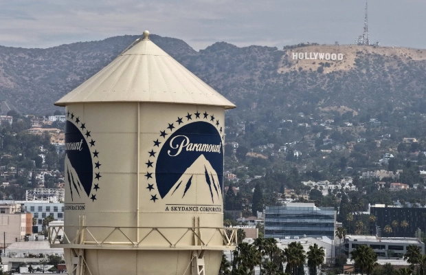 Justicia de Estados Unidos pausó temporalmente fusión entre Paramount y Warner Bros. Discovery
