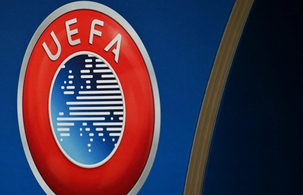 UEFA no participará en competiciones de la FIFA mientras se mantenga propuesta de financiación