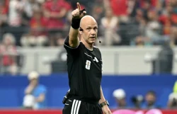 Anthony Taylor anunció su retiro del arbitraje profesional