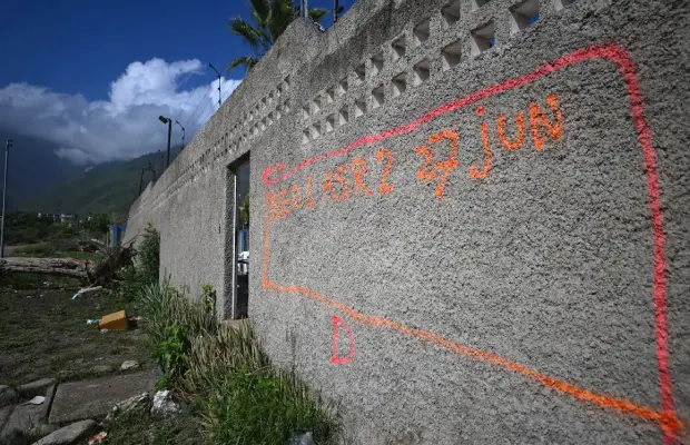 Implementan sistema global de marcaje técnico en edificios afectados por terremotos en La Guaira