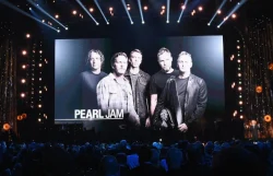 Pearl Jam hará una subasta para ayudar a afectados por terremotos en Venezuela