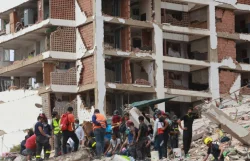 Piden no demoler edificios en La Guaira hasta recuperar los cuerpos de todas las víctimas