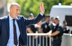 Francia presentó a Zinedine Zidane como su nuevo seleccionador