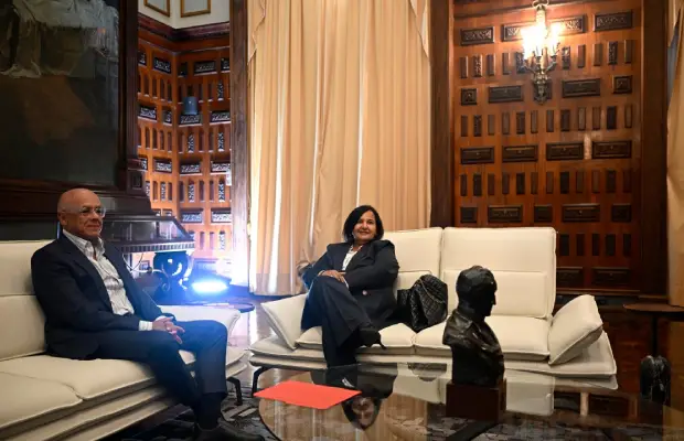 Representantes del Gobierno y la AN electa en 2015 sostendrán reunión