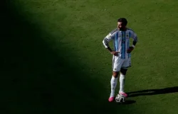 FIFA inhabilita a Paredes con 10 partidos de sanción tras incidentes en la final del Mundial