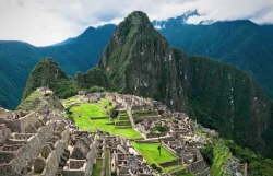 Perú: Incendio forestal en Machu Picchu ha afectado 1,5 hectáreas de bosque virgen